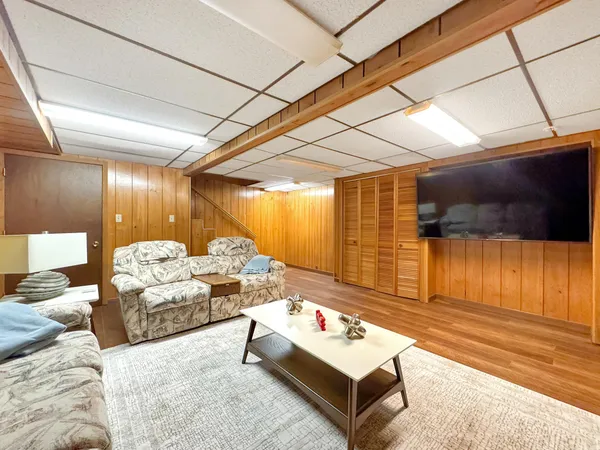 $459,900 | 37616 390th Avenue Southeast, Fosston, MN 56542