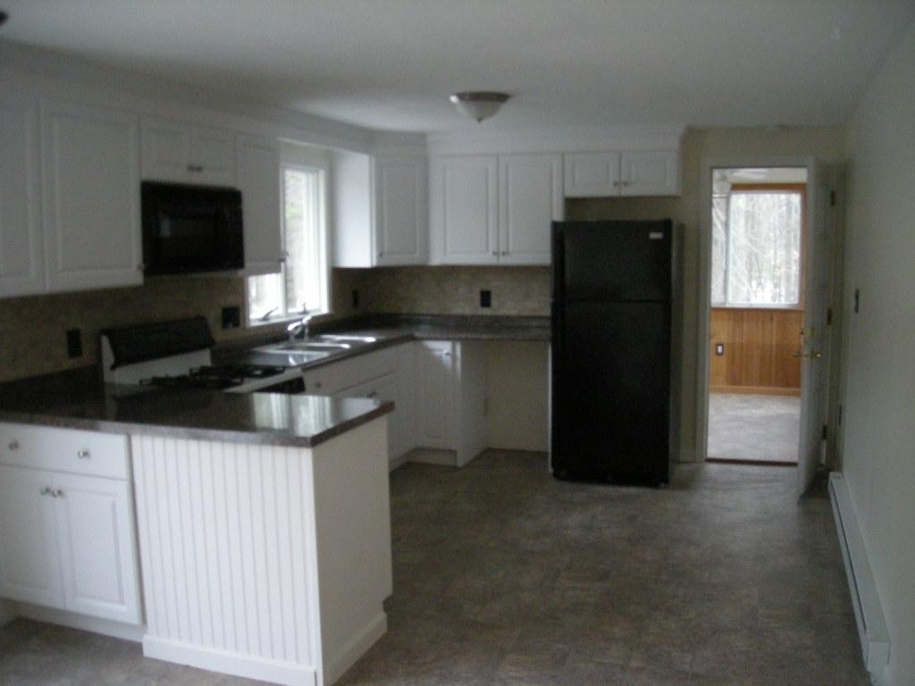 27 A Cedar Road North Hampton, NH 03862 - Photo 3 of 18
