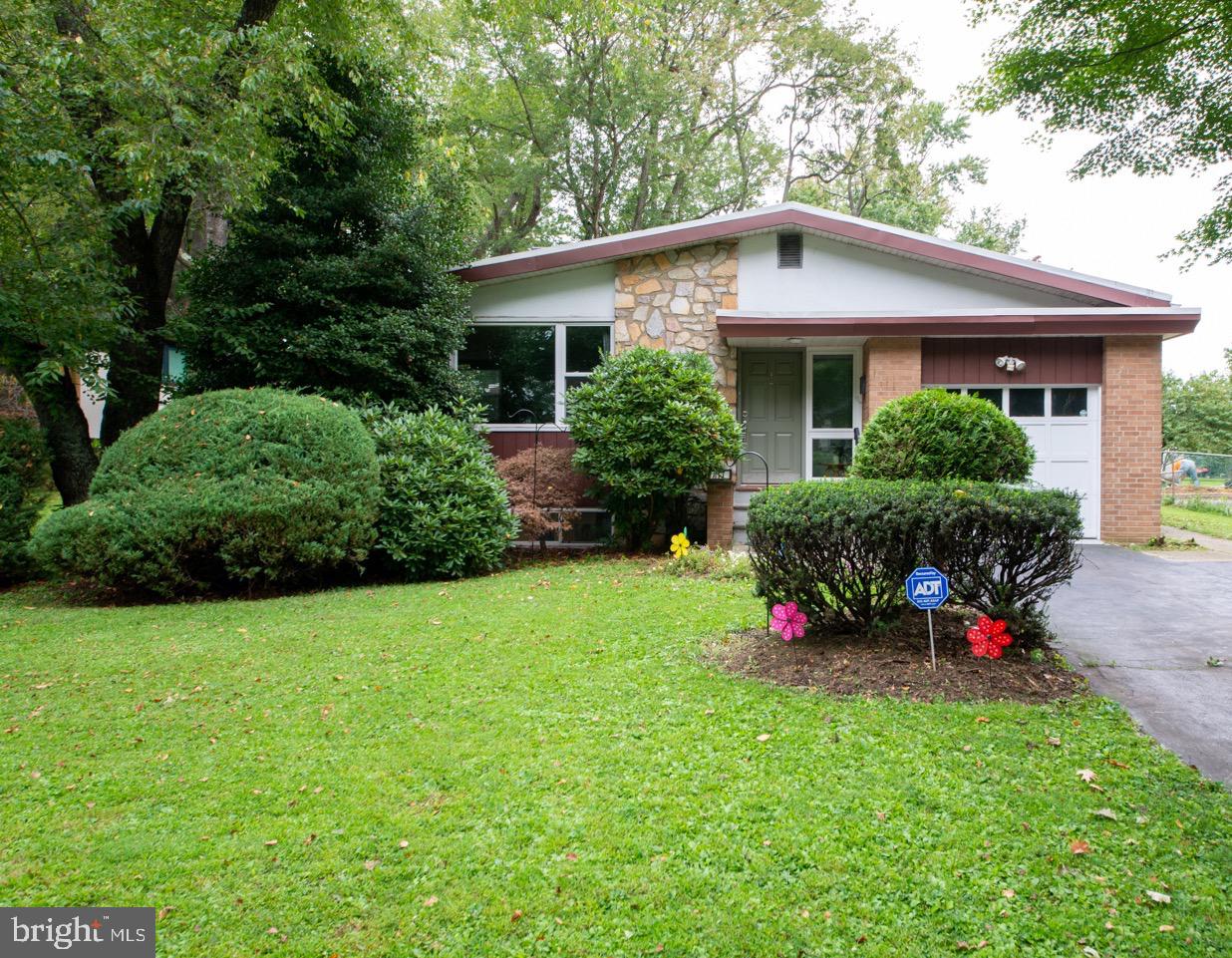 117 Kingston Road Cheltenham, PA 19012 - Photo 1 of 42