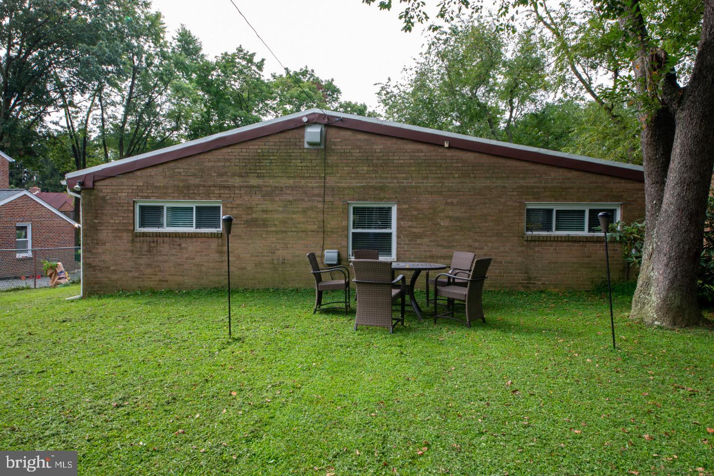 117 Kingston Road Cheltenham, PA 19012 - Photo 4 of 42