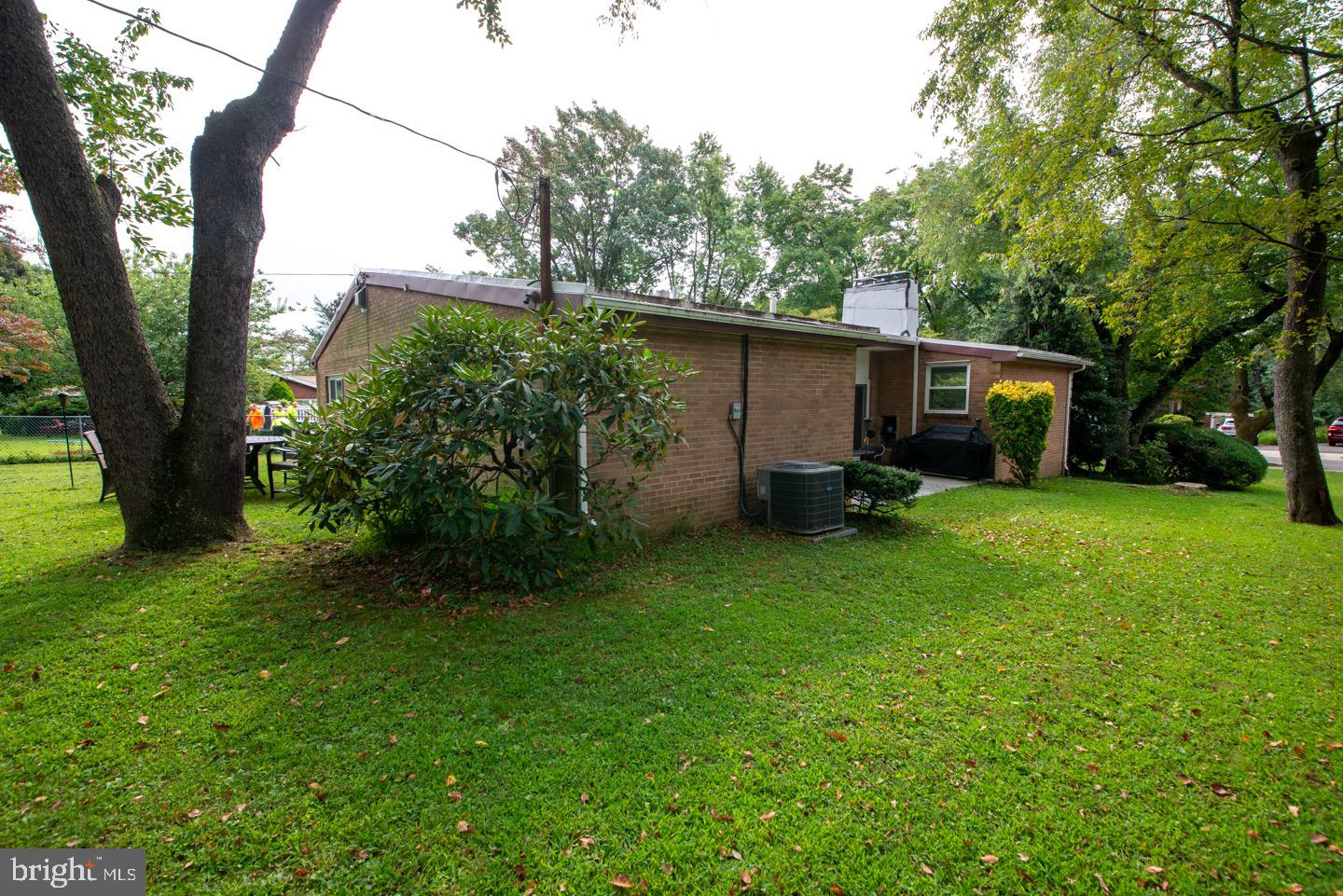 117 Kingston Road Cheltenham, PA 19012 - Photo 7 of 42
