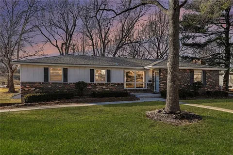 $274,950 | 2822 North 83rd Terrace, Kansas City, KS 66109
