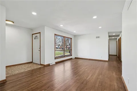 $274,950 | 2822 North 83rd Terrace, Kansas City, KS 66109
