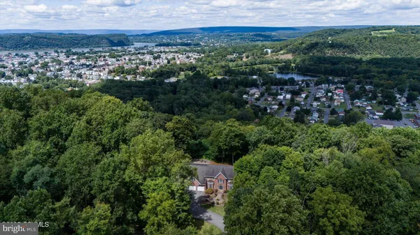 $1,149,000 | 1299 Edison Heights, Sunbury, PA 17801