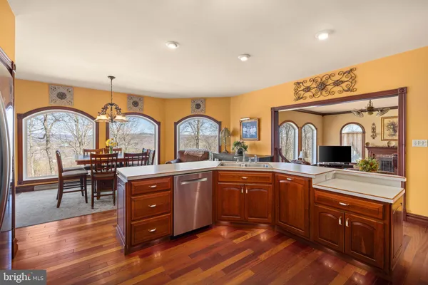 $1,149,000 | 1299 Edison Heights, Sunbury, PA 17801