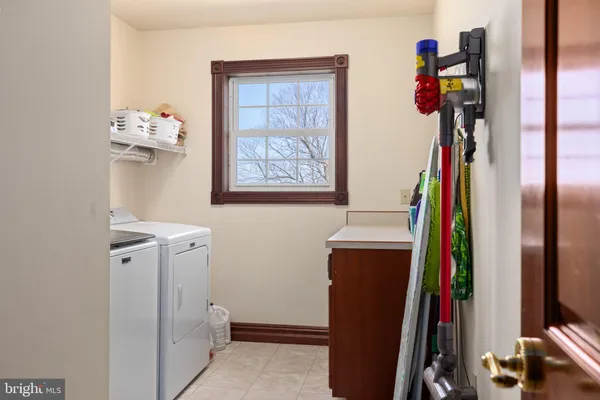 $1,149,000 | 1299 Edison Heights, Sunbury, PA 17801