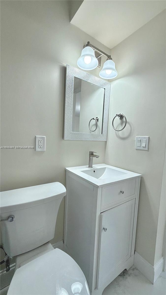 124 Harvard Road West Park, FL 33023 - Photo 10 of 21