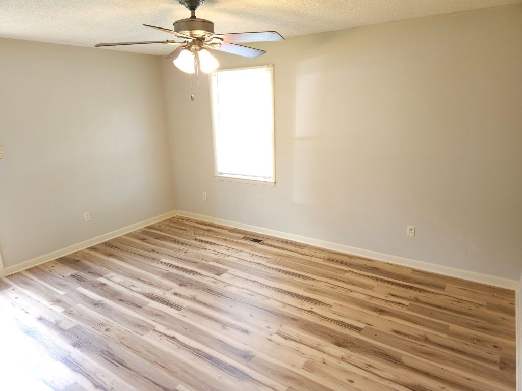 1676 Ragland Lane Murfreesboro, TN 37128 - Photo 2 of 8 Gallery Image 2