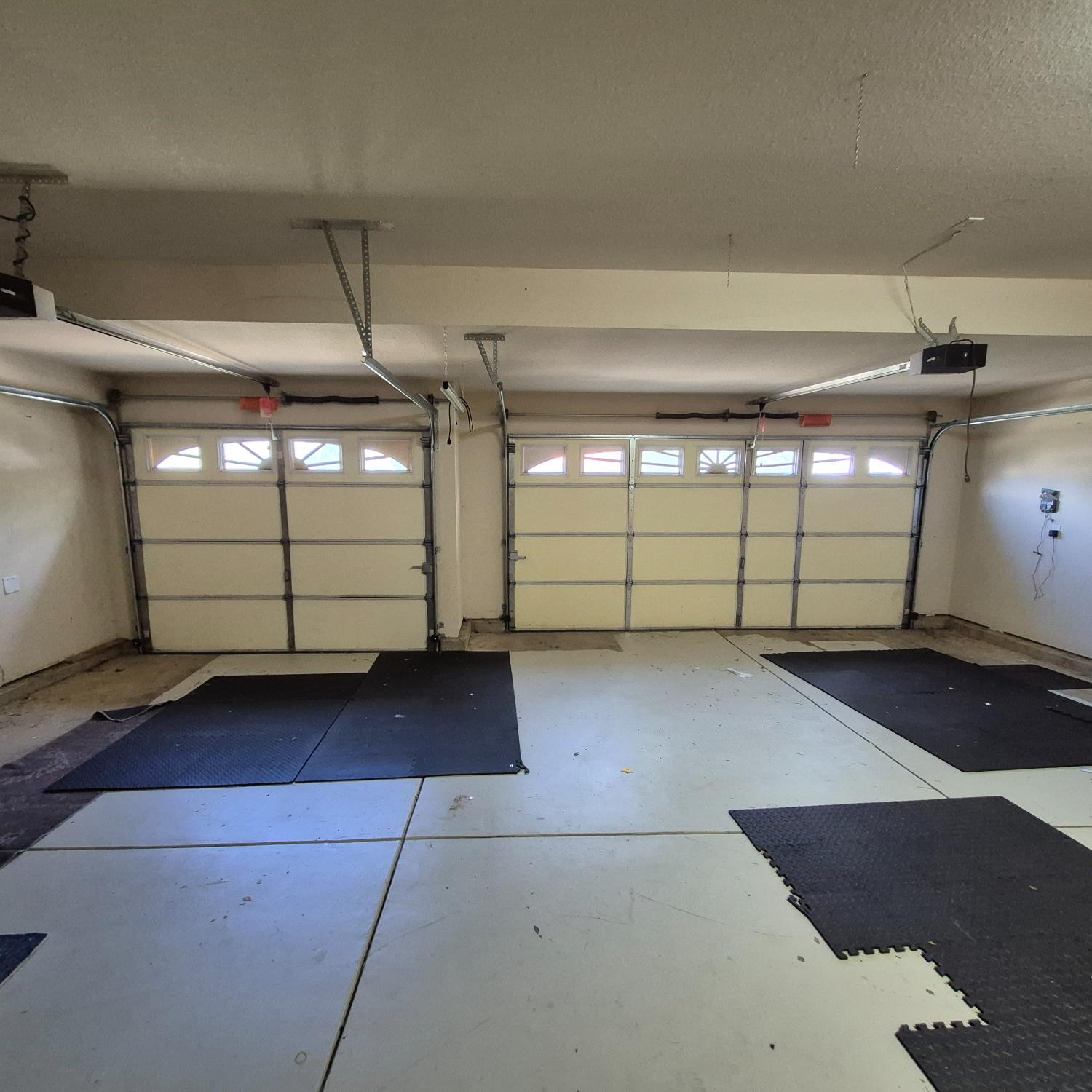 2604 Javan Lane Carmichael, CA 95608 - Photo 32 of 40 a view of a garage