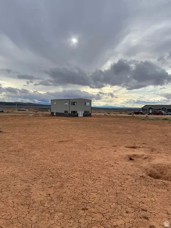 $159,800 | 17 East Chase Drive, Unit 7, La Sal, UT 84530