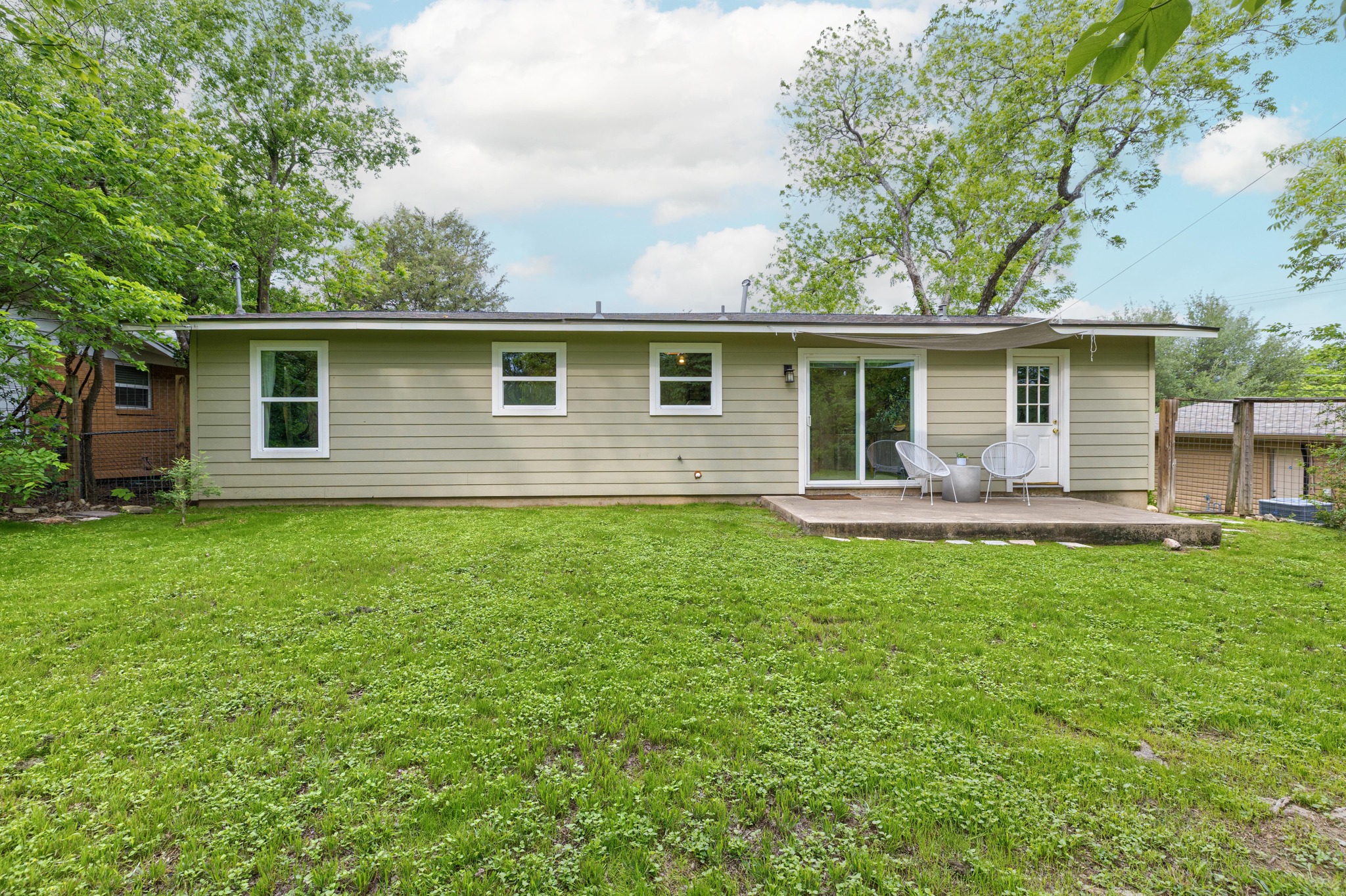1813 Loreto Drive Austin, TX 78721 - Photo 20 of 28