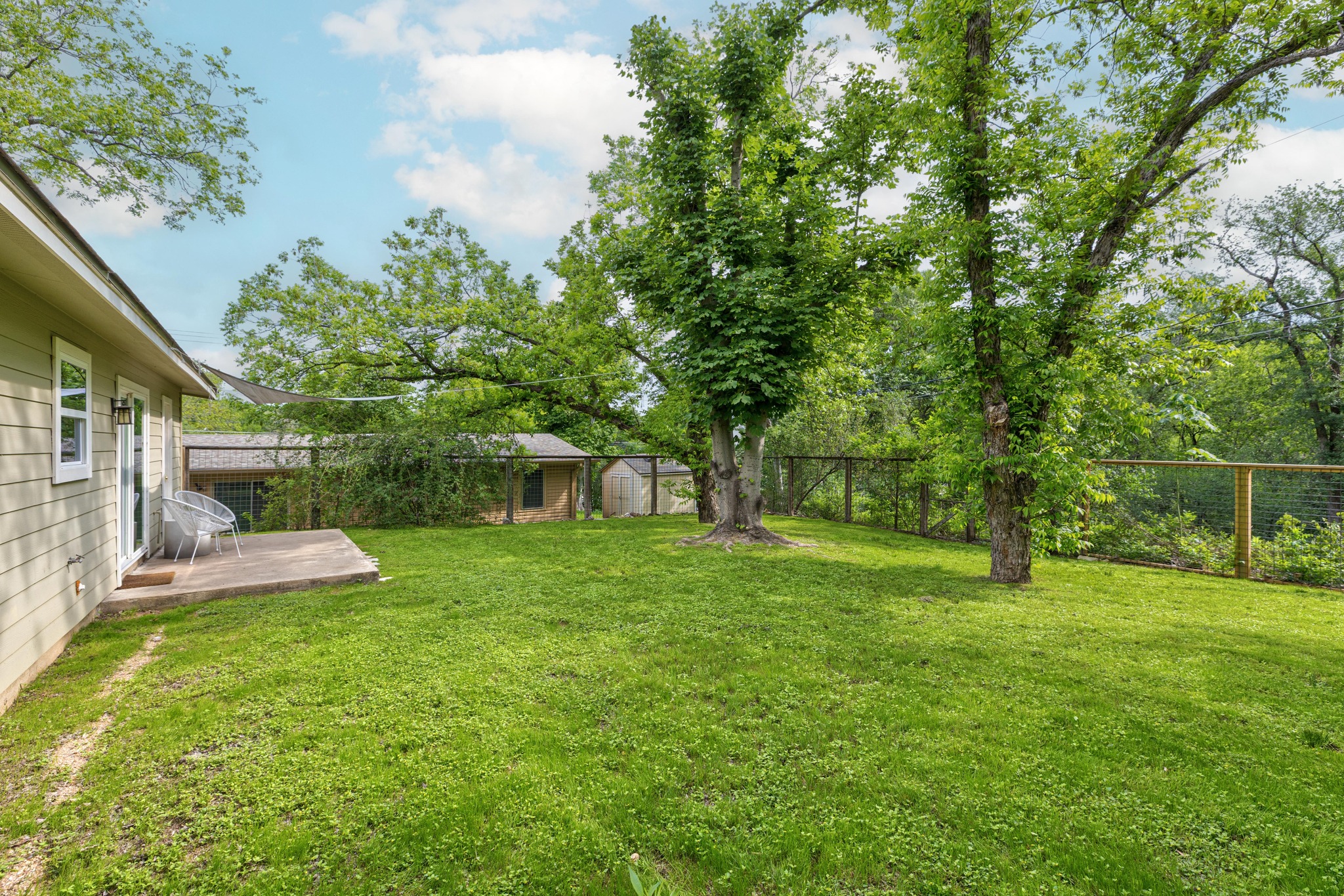 1813 Loreto Drive Austin, TX 78721 - Photo 22 of 28