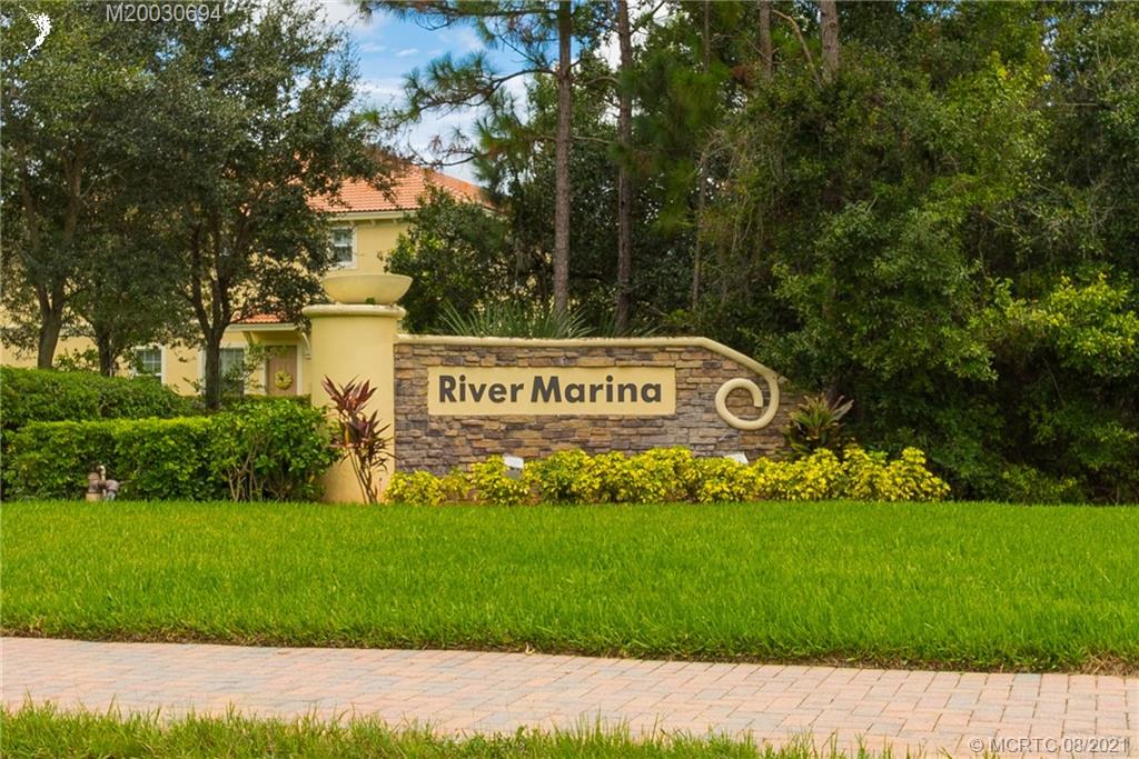 9499 Southwest Merlin Court Stuart, FL 34997 - Photo 4 of 36 Gallery Image 4