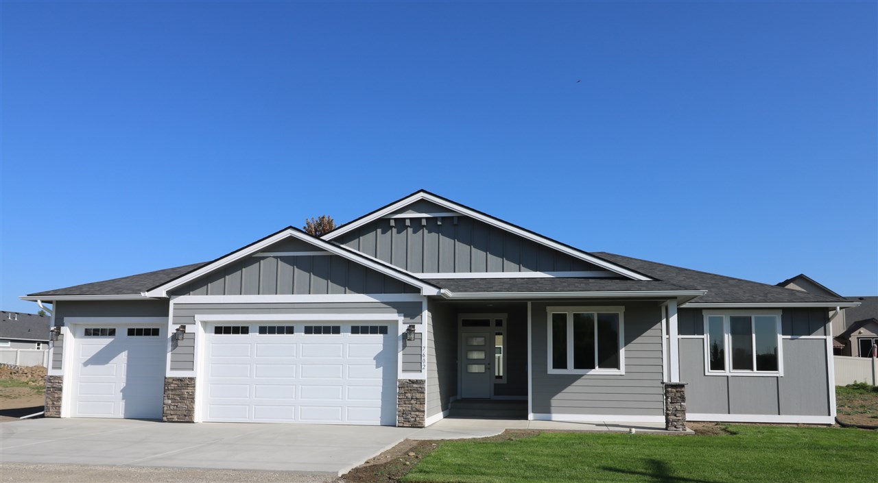 7602 North 5 Mile Road Spokane, WA 99208 - Photo 1 of 50