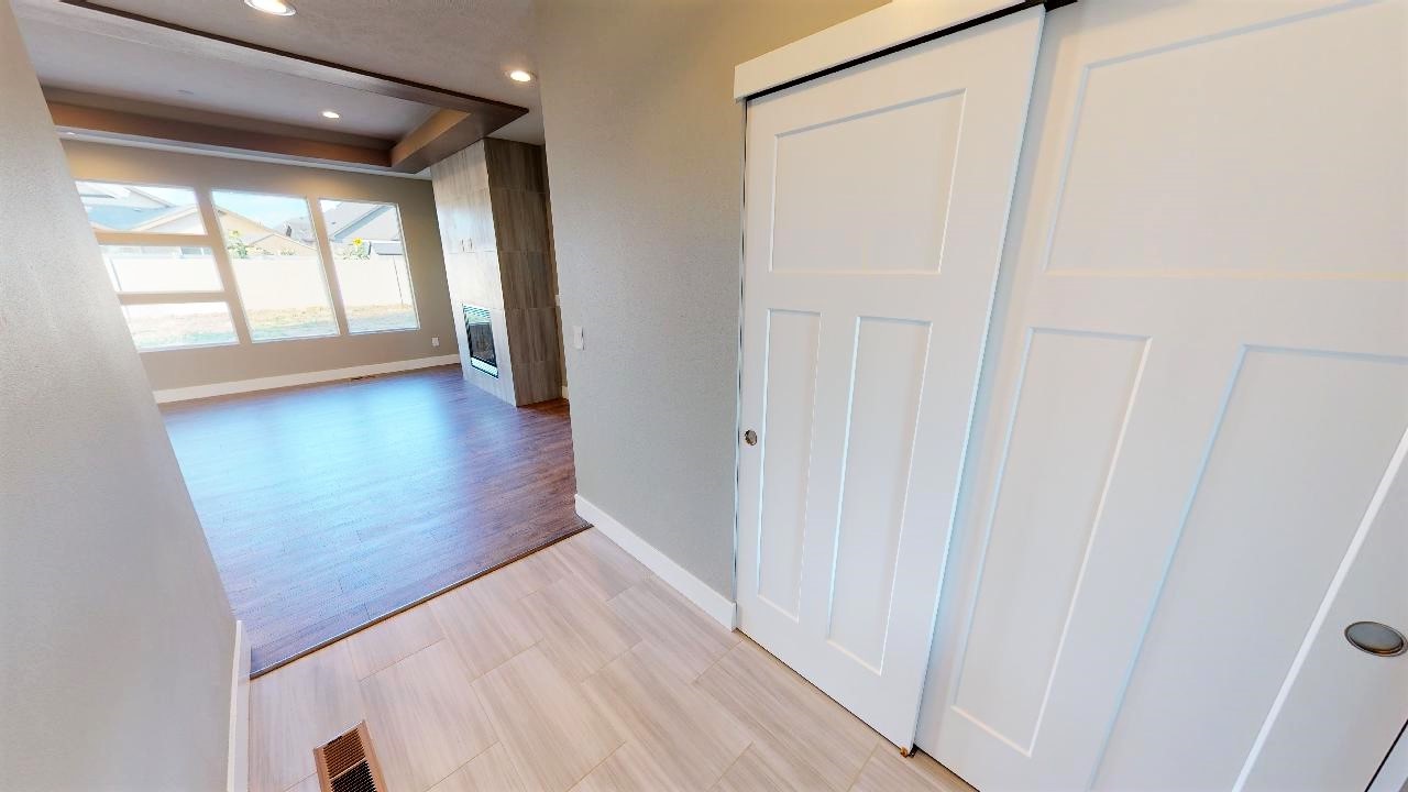 7602 North 5 Mile Road Spokane, WA 99208 - Photo 7 of 50