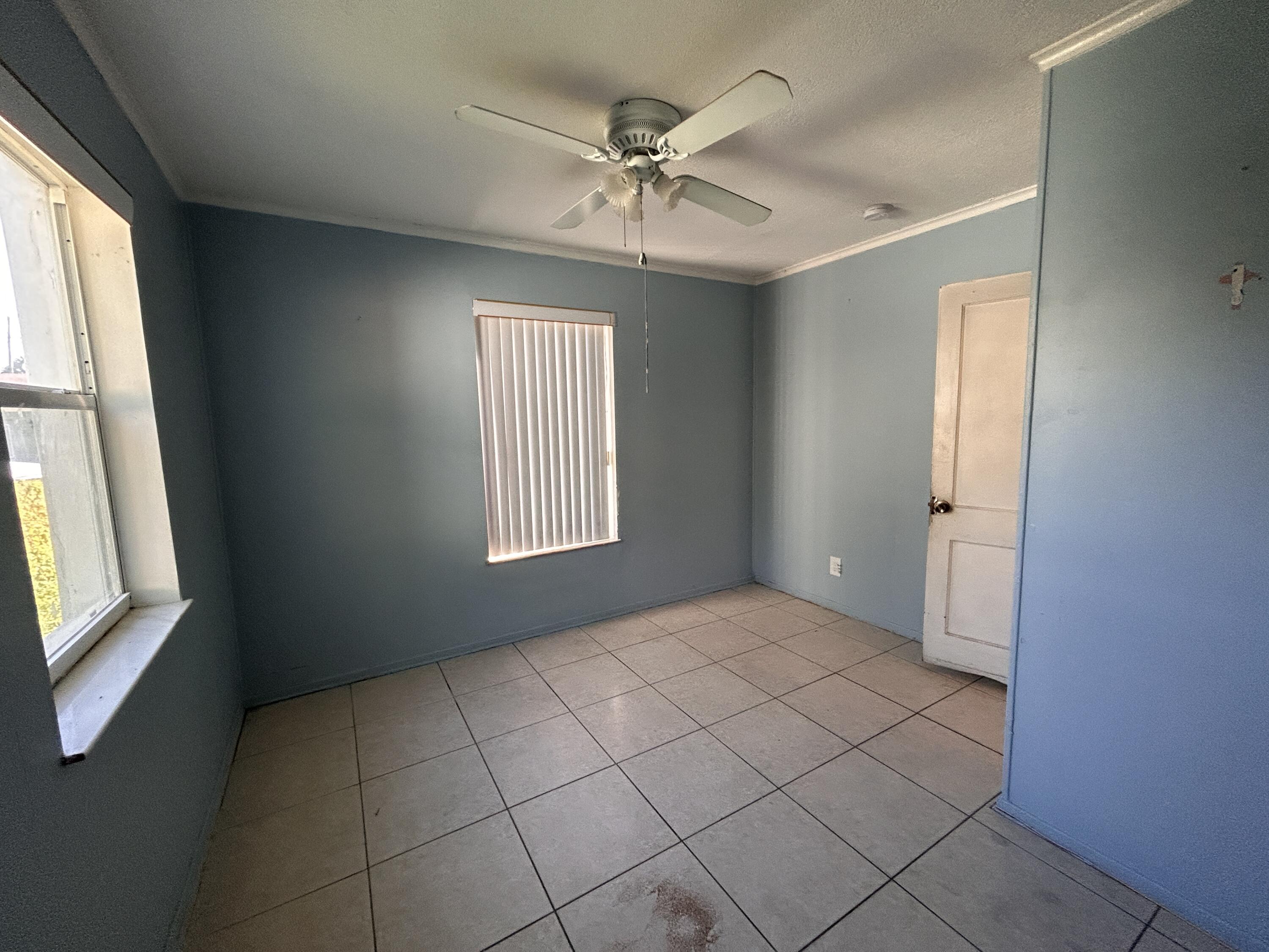 840 West 2nd Street Riviera Beach, FL 33404 - Photo 4 of 16 2nd Bed 840 W 2nd St Riviera Beach