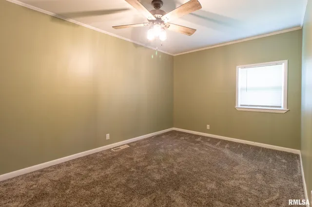 $119,900 | 405 South State Street, East Galesburg, IL 61430