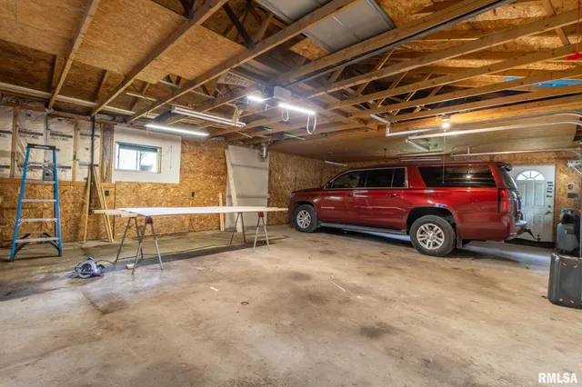 $119,900 | 405 South State Street, East Galesburg, IL 61430