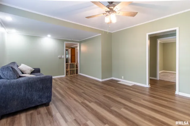 $119,900 | 405 South State Street, East Galesburg, IL 61430