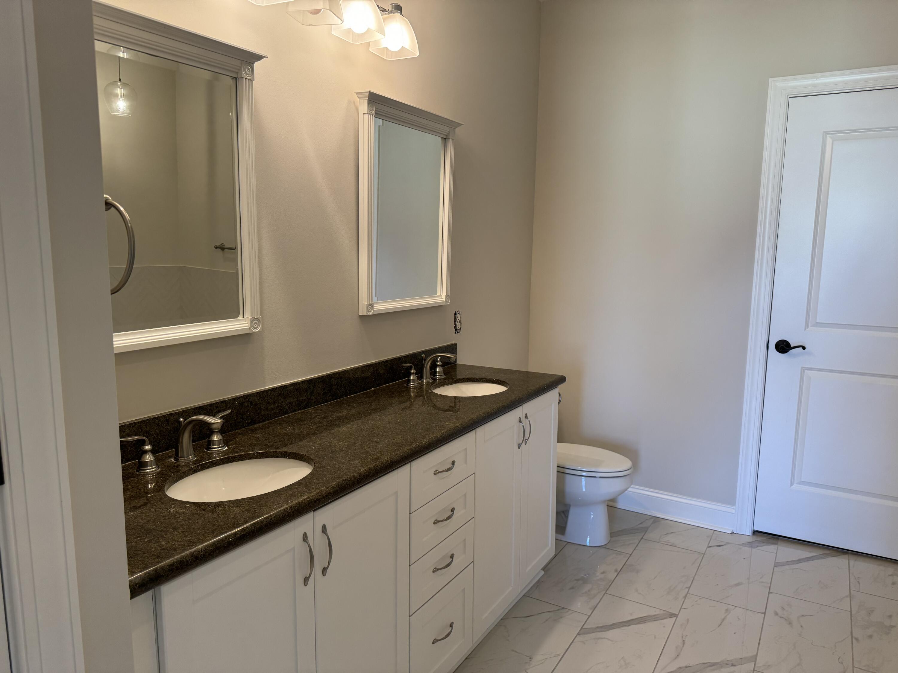 21 George Street, Unit 207 Charleston, SC 29401 - Photo 15 of 19 IMG_9012