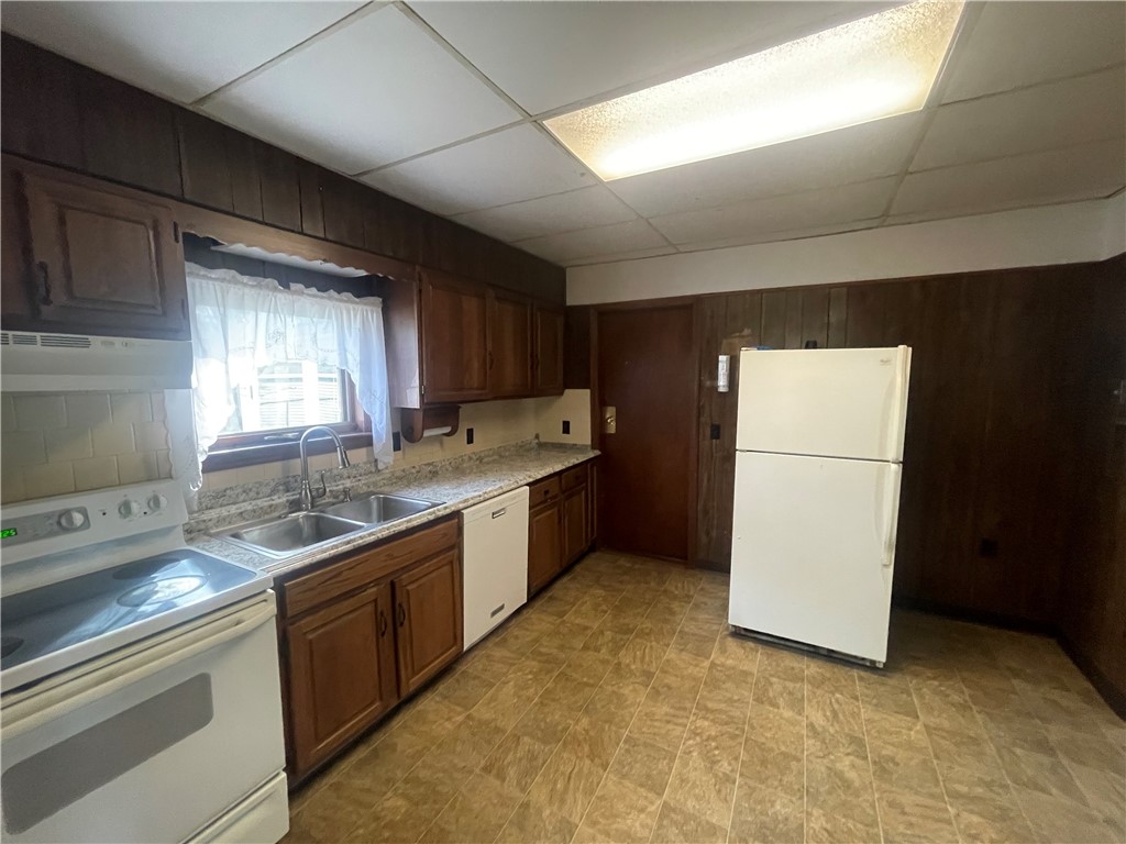 699 High Street Cumberland, RI 02864 - Photo 12 of 26