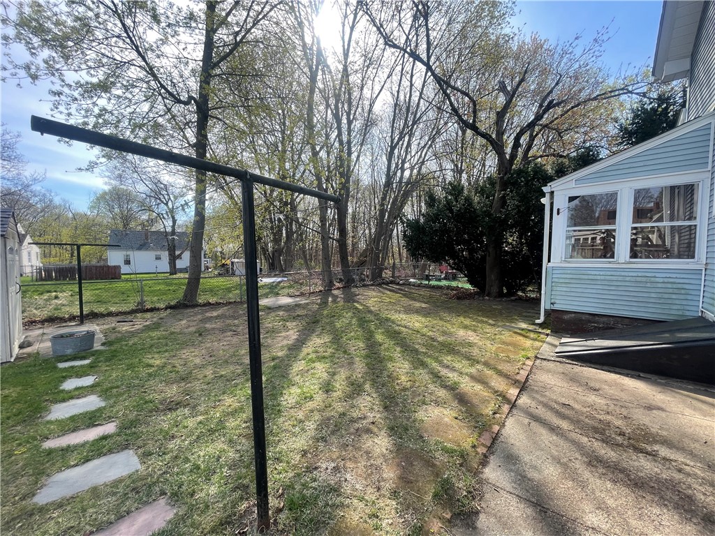 699 High Street Cumberland, RI 02864 - Photo 5 of 26