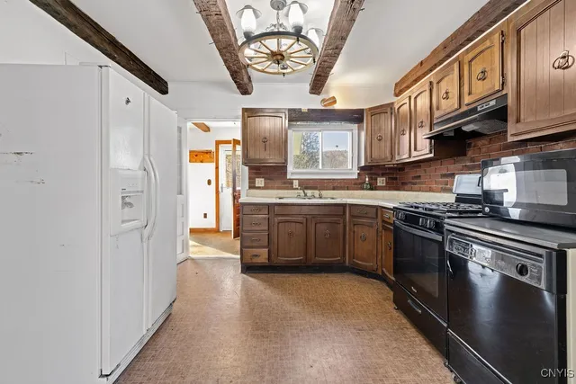 $189,900 | 406 South Main Street, Groton, NY 13073