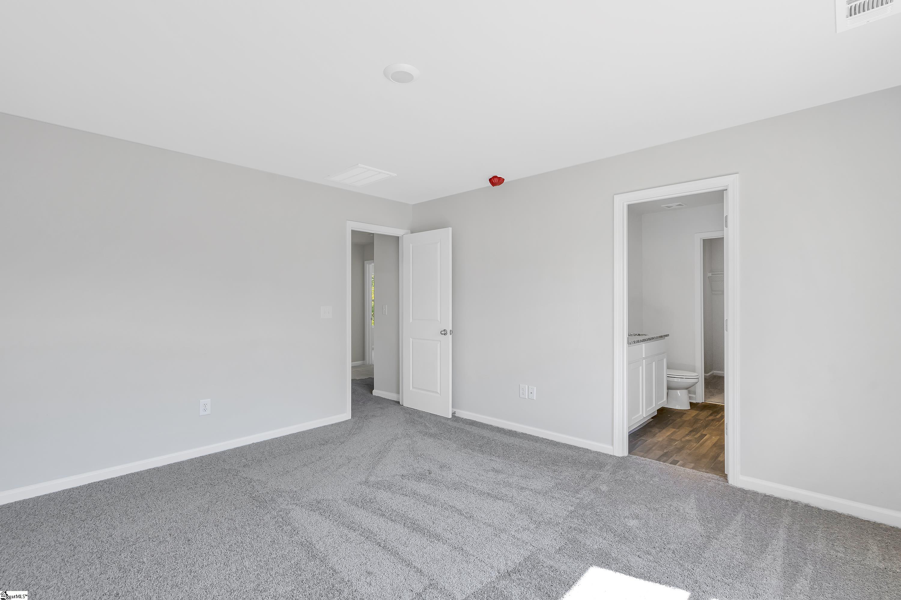 933 Hunters Trail Anderson, SC 29625 - Photo 10 of 24 Gallery Image 10