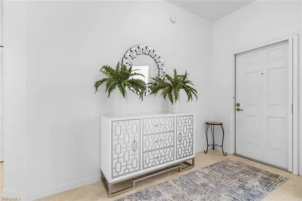 a view of entryway with a potted plant