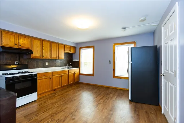 $1,200 | 42 Bentley Street, Unit 2, Woonsocket, RI 02895