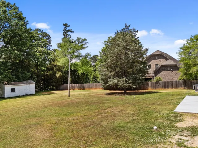 $750,000 | 14532 East Rocky River Road, Davidson, NC 28036