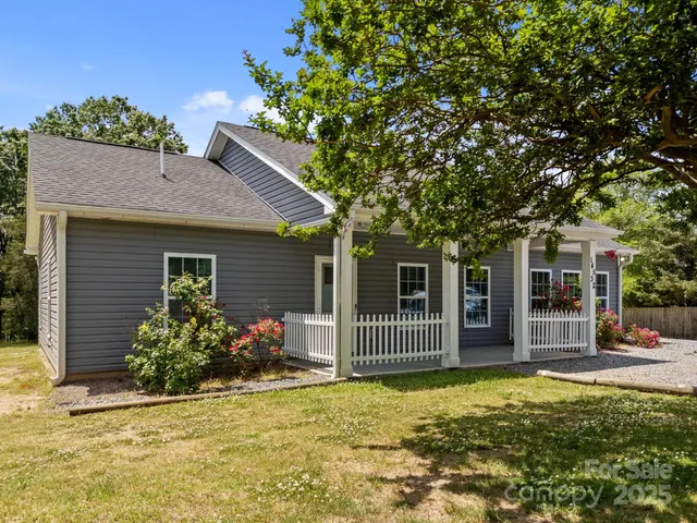 $750,000 | 14532 East Rocky River Road, Davidson, NC 28036