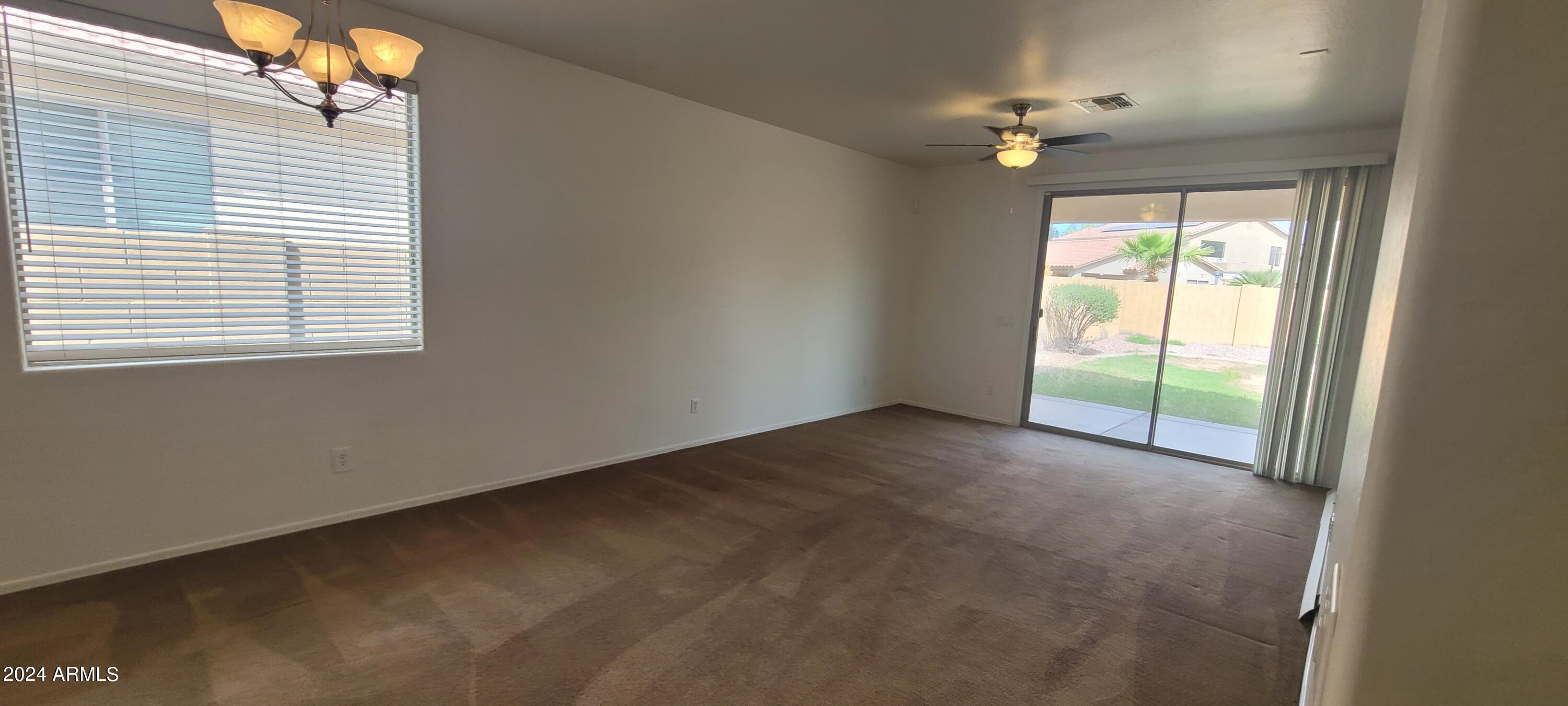 5650 West Vineyard Road Laveen, AZ 85339 - Photo 19 of 35 Dinning room