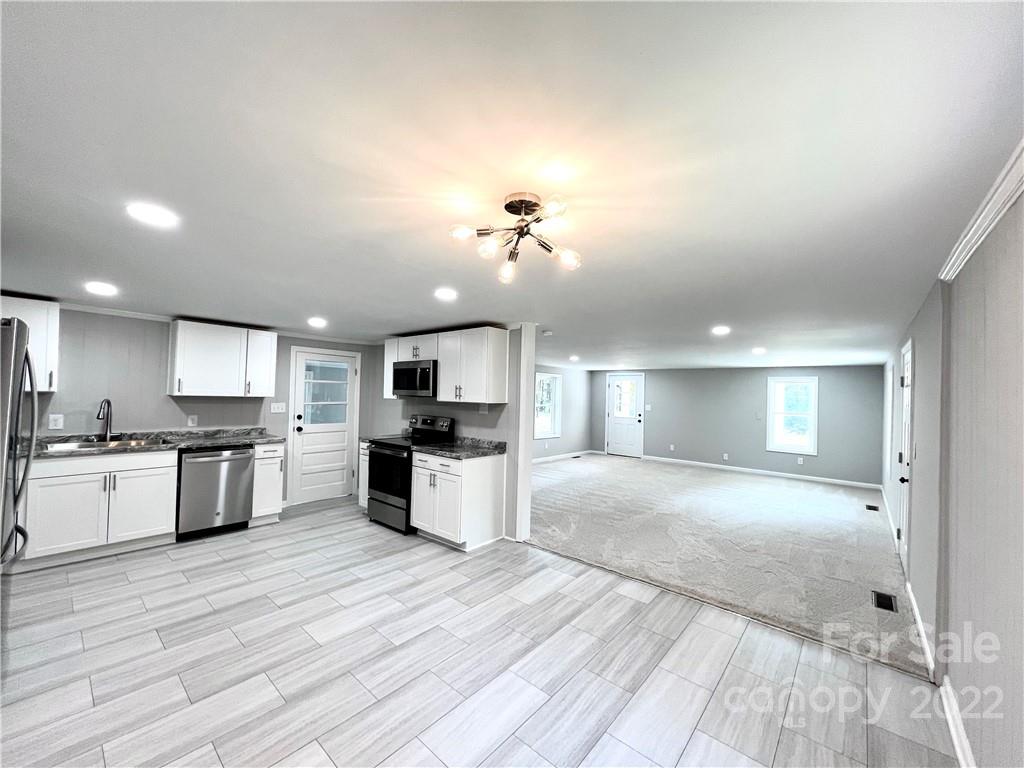 3592 Airport Road Maiden, NC 28650 - Photo 6 of 27 Gallery Image 6