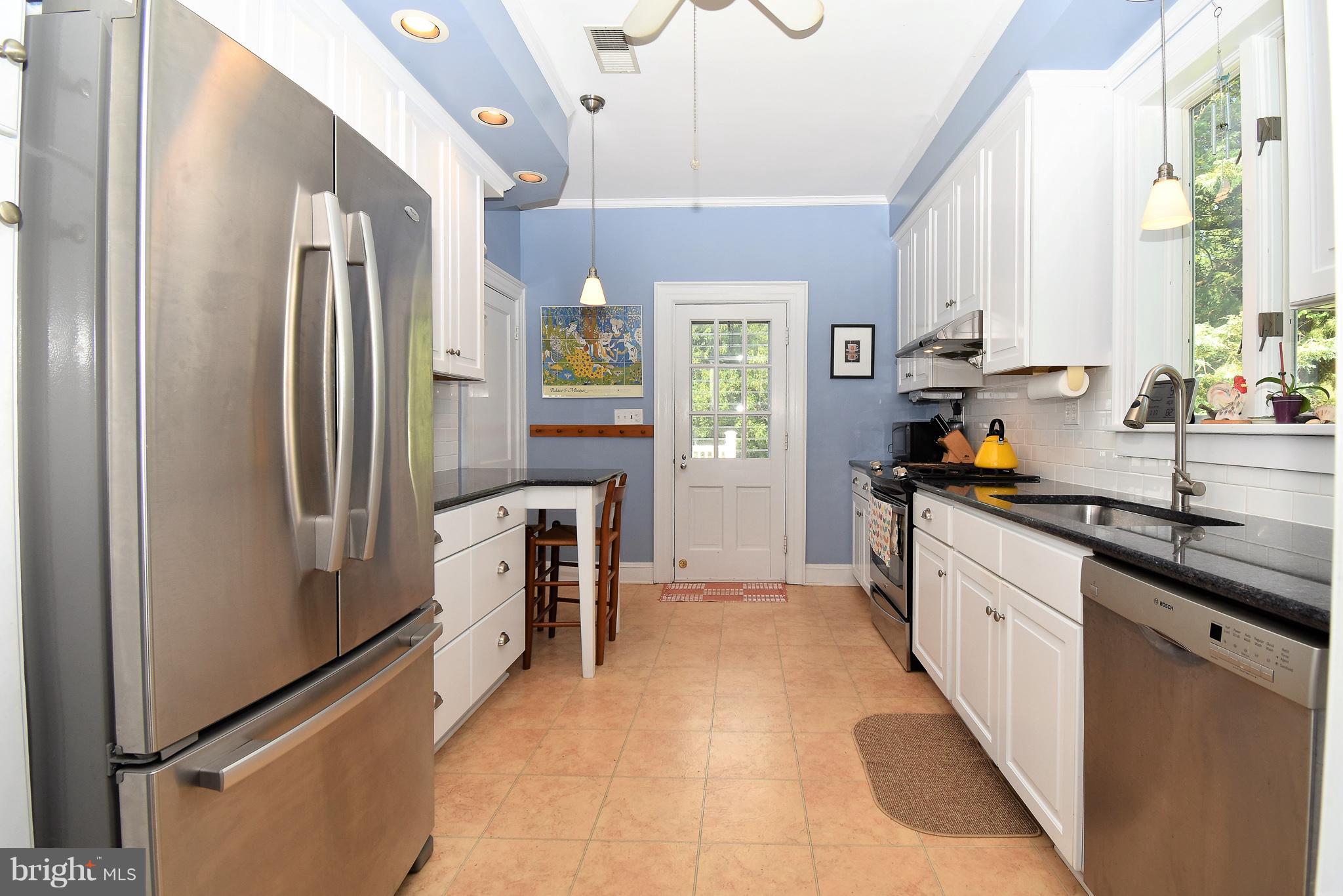 237 Blue Ridge Road Orange, VA 22960 - Photo 9 of 28 Kitchen