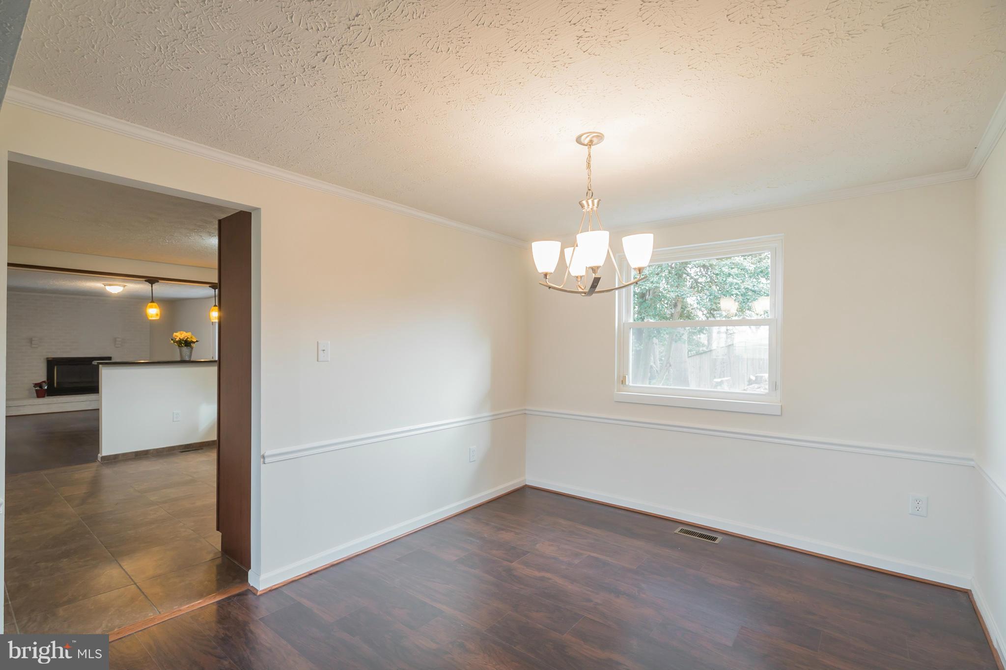 10410 Brandywine Road Clinton, MD 20735 - Photo 12 of 27 Dining Room