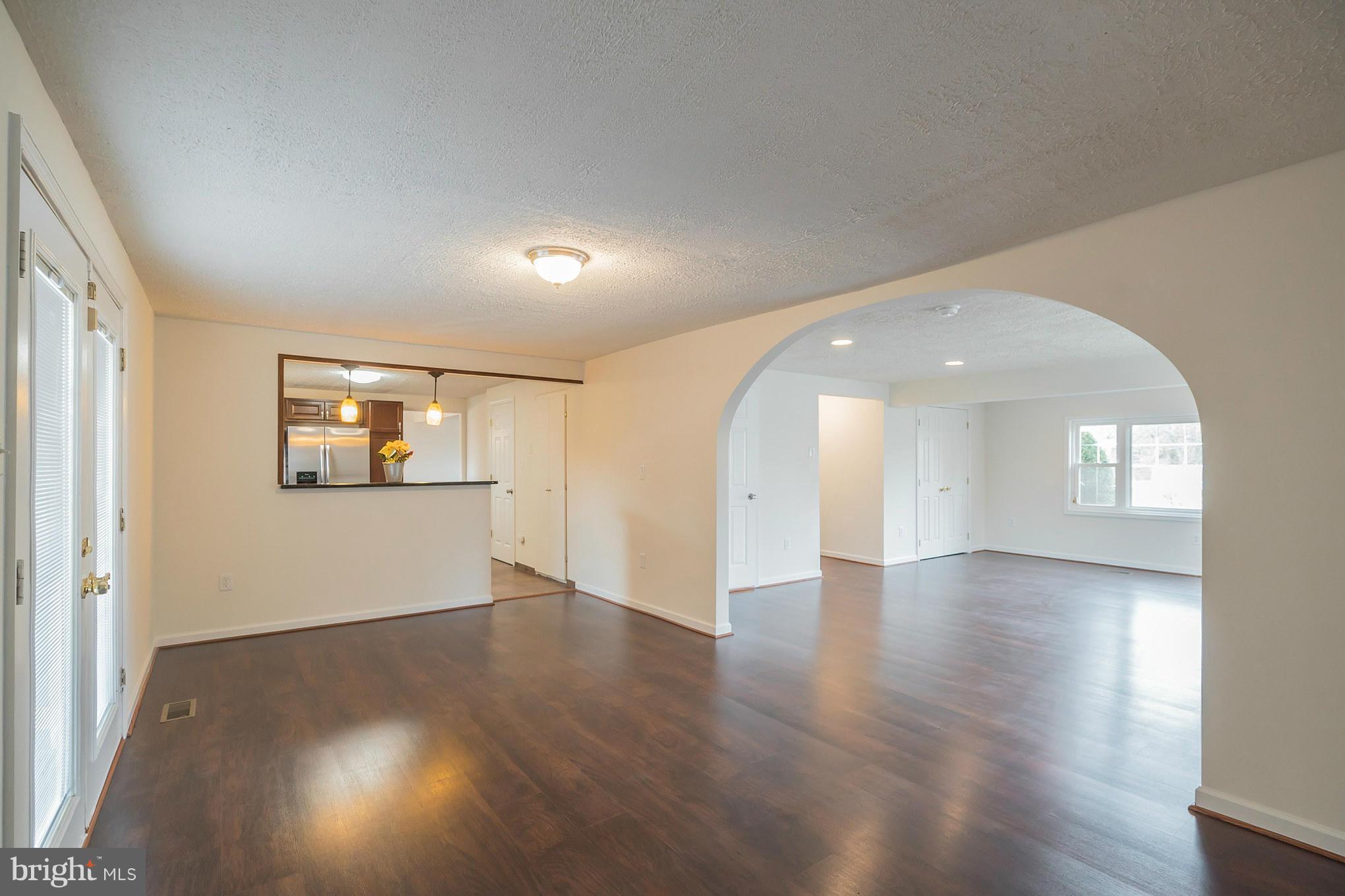 10410 Brandywine Road Clinton, MD 20735 - Photo 6 of 27 Family Room