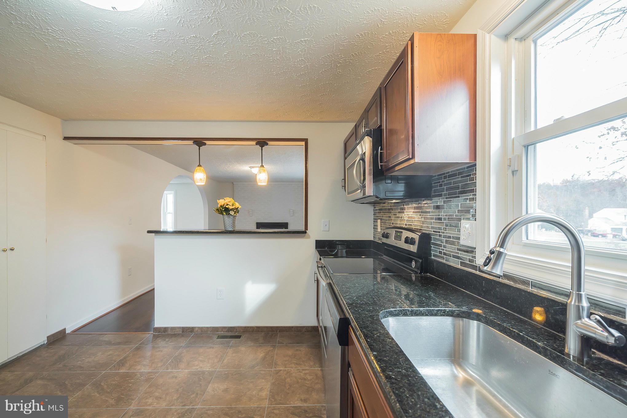10410 Brandywine Road Clinton, MD 20735 - Photo 9 of 27 Kitchen