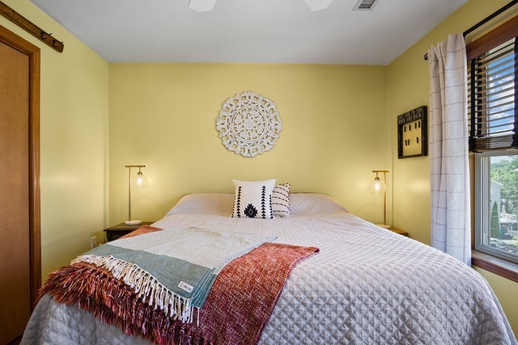 14 Arrowsic Street Worcester, MA 01606 - Photo 28 of 34 Gallery Image 28