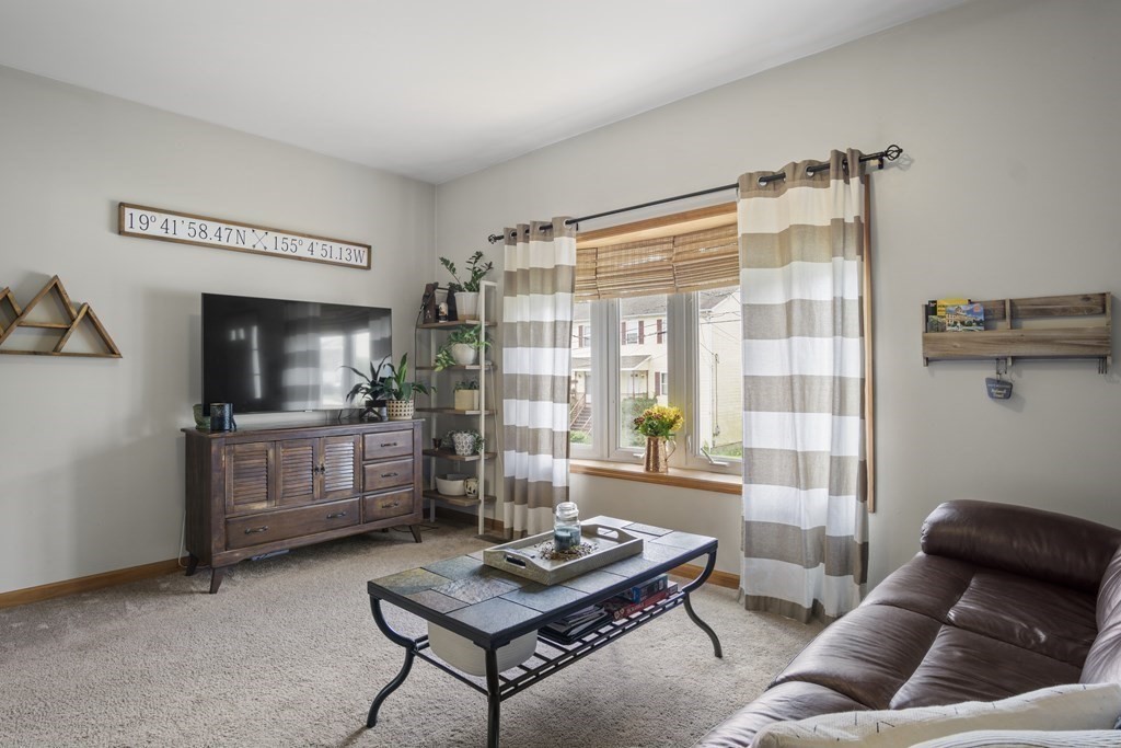 14 Arrowsic Street Worcester, MA 01606 - Photo 3 of 34 Gallery Image 3