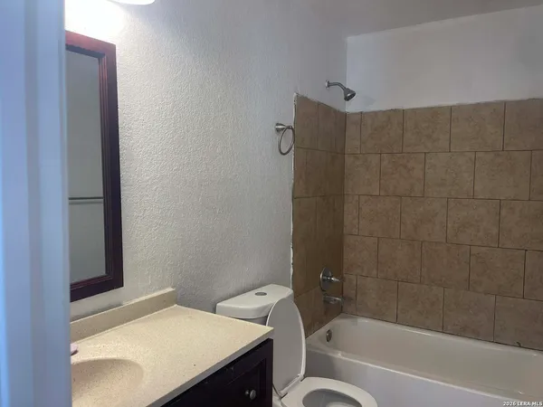 $1,600 | 22 Badger Street, San Antonio, TX 78220