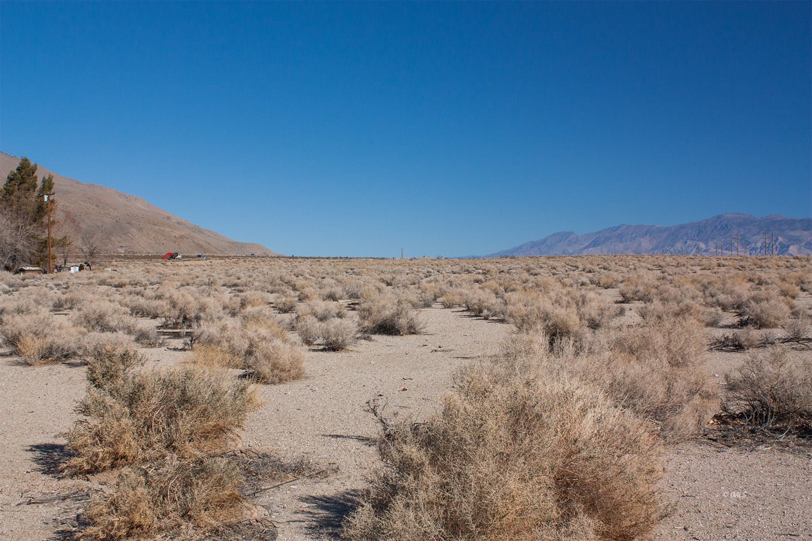 0 Olancha Street Olancha, CA 93549 - Photo 3 of 9 a view of snow on the beach