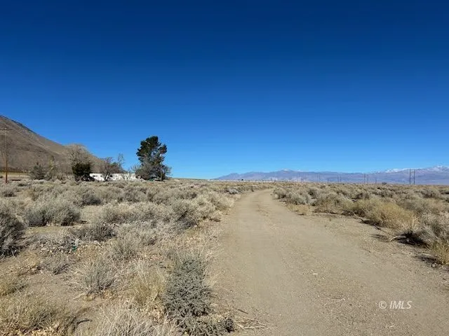 a view of a dry field