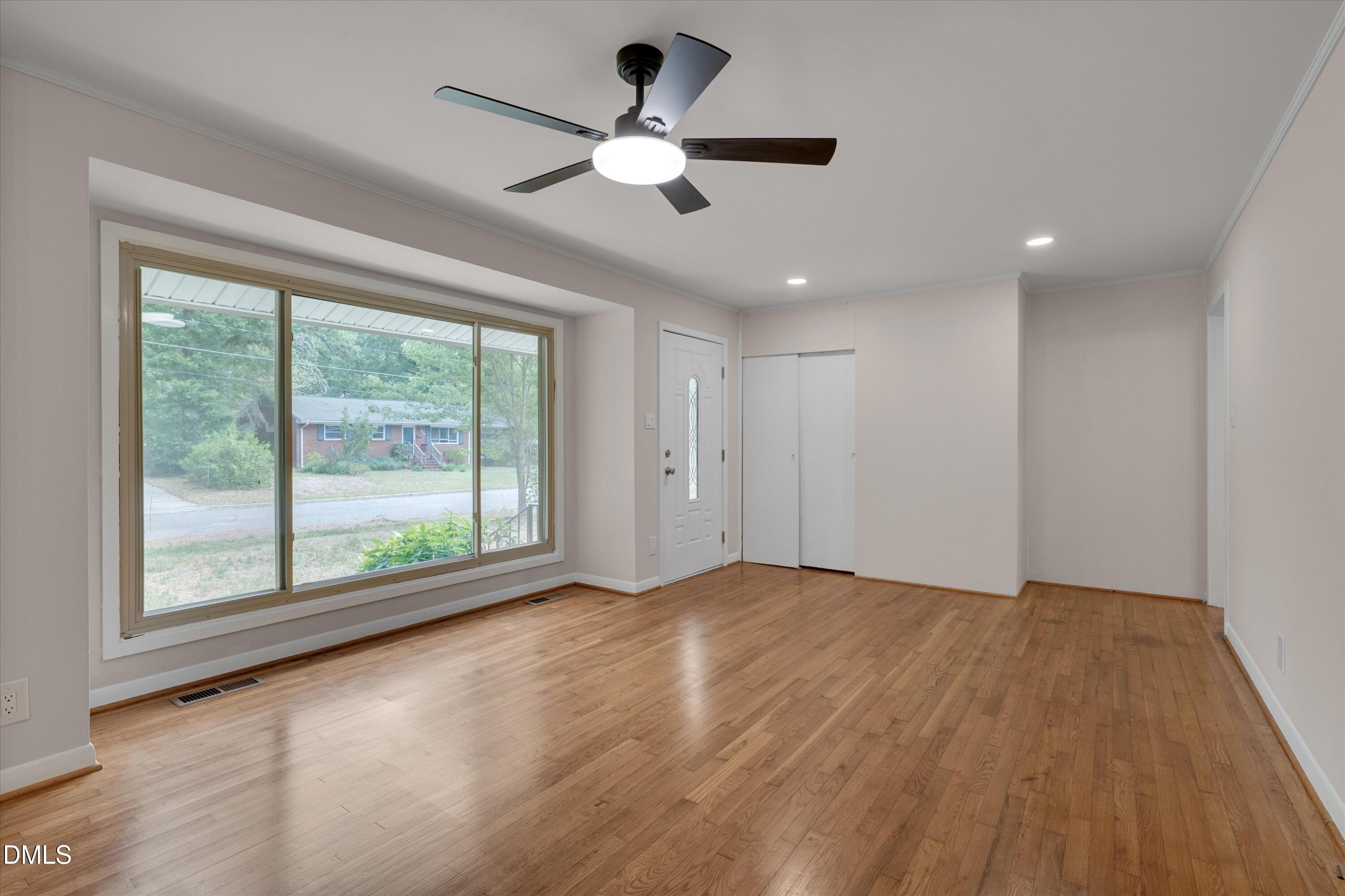 717 Crosby Road Durham, NC 27704 - Photo 7 of 40