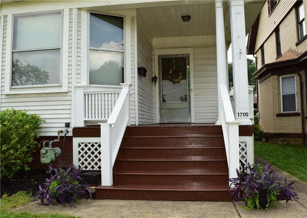 1702 Ridge Avenue Coraopolis, PA 15108 - Photo 2 of 25 Gallery Image 2