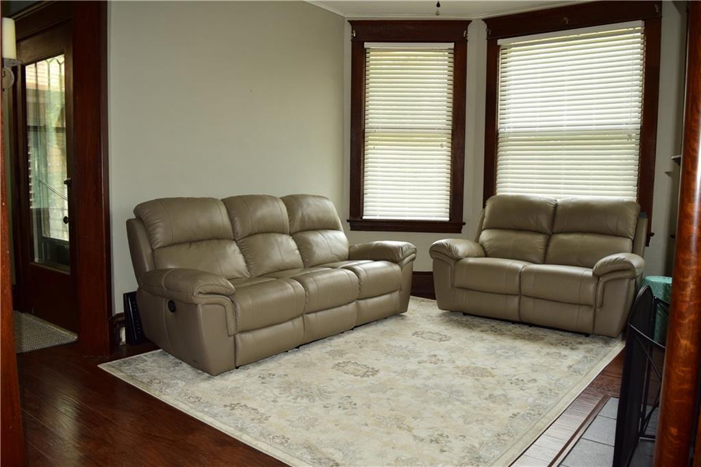 1702 Ridge Avenue Coraopolis, PA 15108 - Photo 4 of 25 Gallery Image 4