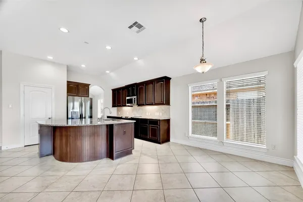 $2,800 | 13603 Summer Cloud Lane, Pearland, TX 77584