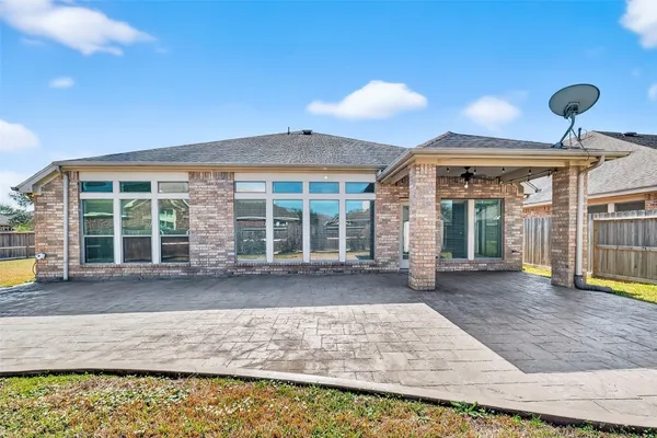 $2,800 | 13603 Summer Cloud Lane, Pearland, TX 77584