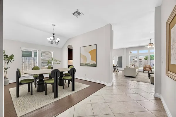 $2,800 | 13603 Summer Cloud Lane, Pearland, TX 77584