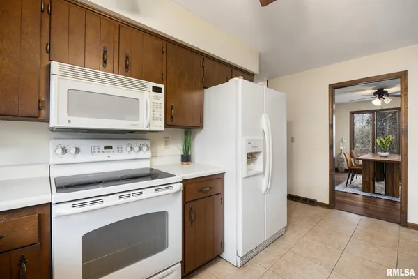 $340,000 | 85 Hickory Ridge Court, Morton, IL 61550